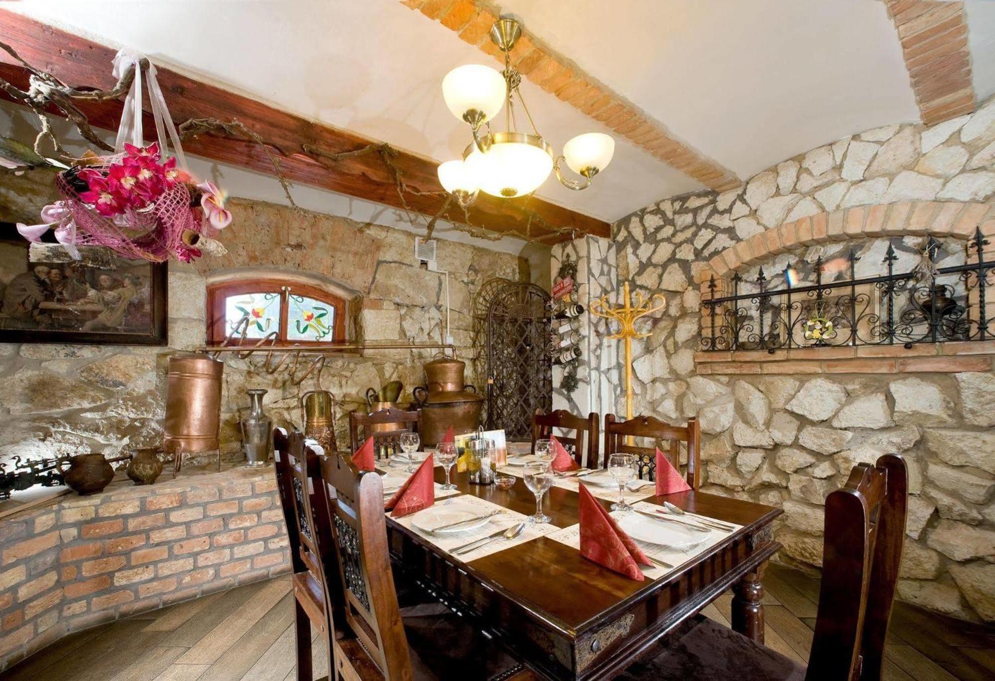 Castle Wellness Resort Sosto Nyíregyháza Екстериор снимка