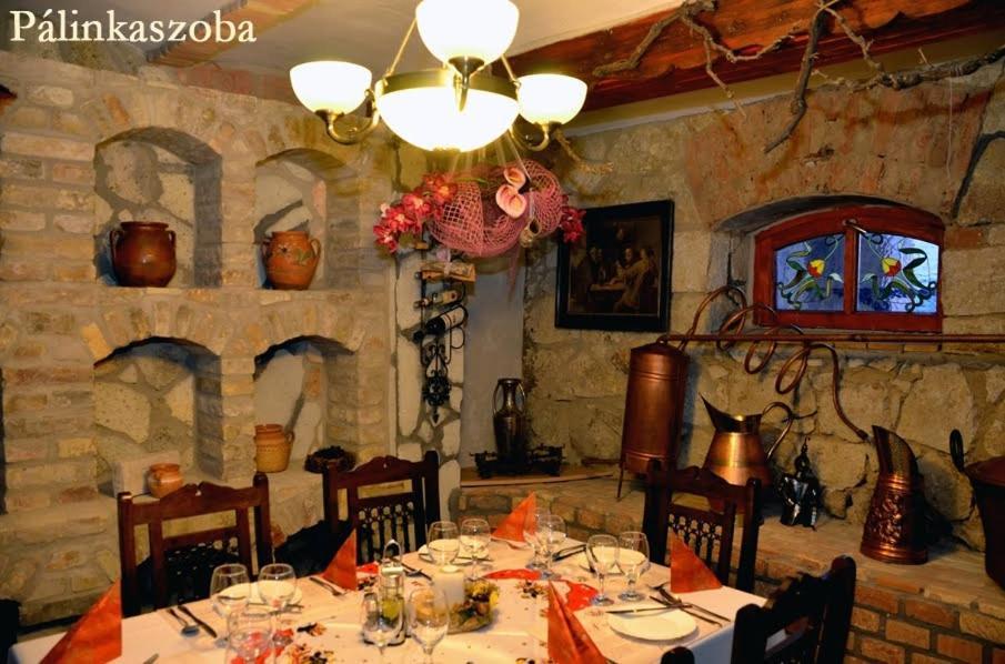 Castle Wellness Resort Sosto Nyíregyháza Екстериор снимка